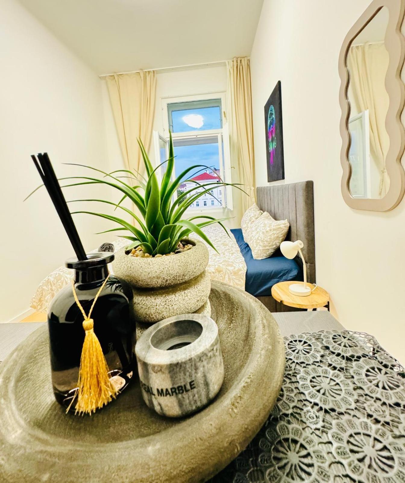 4br Shared With View Only 7- Min To Westbahnhof Appartement Vienne