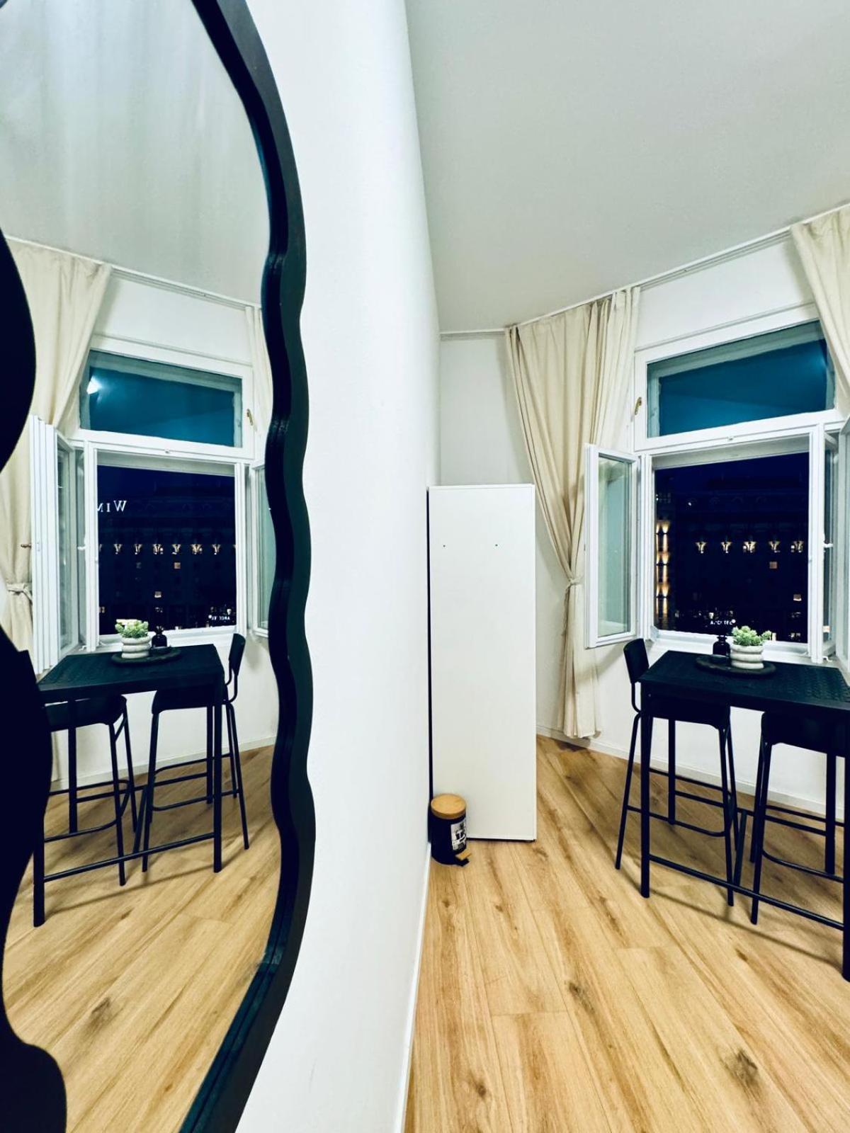 4br Shared With View Only 7- Min To Westbahnhof Vienne