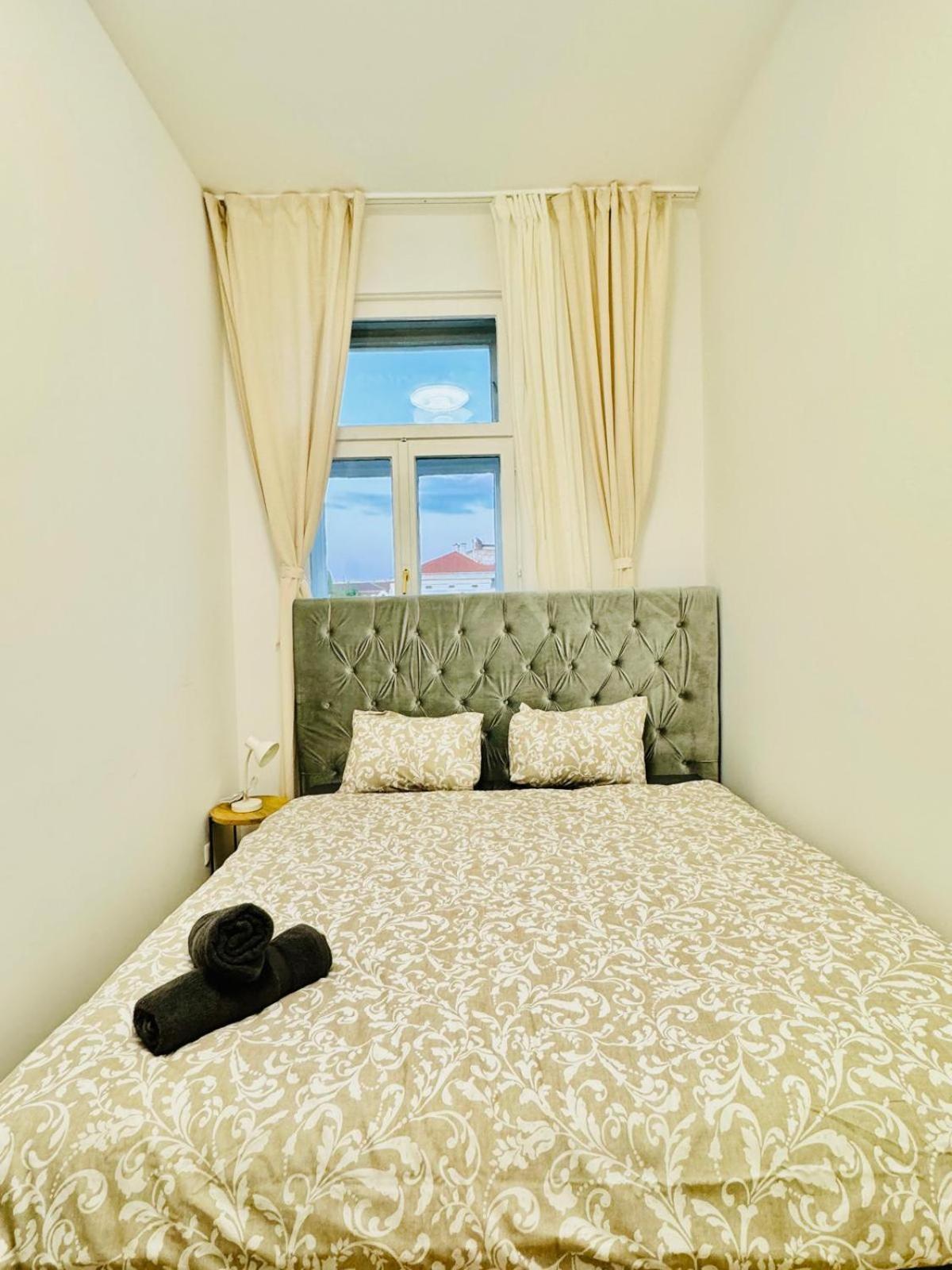 4br Shared With View Only 7- Min To Westbahnhof Appartement
