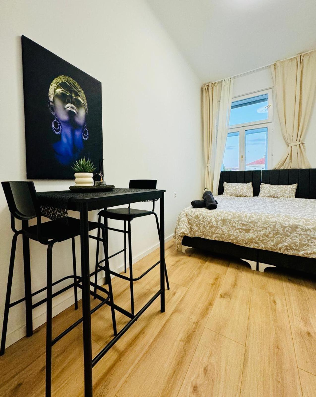 4br Shared With View Only 7- Min To Westbahnhof Appartement *